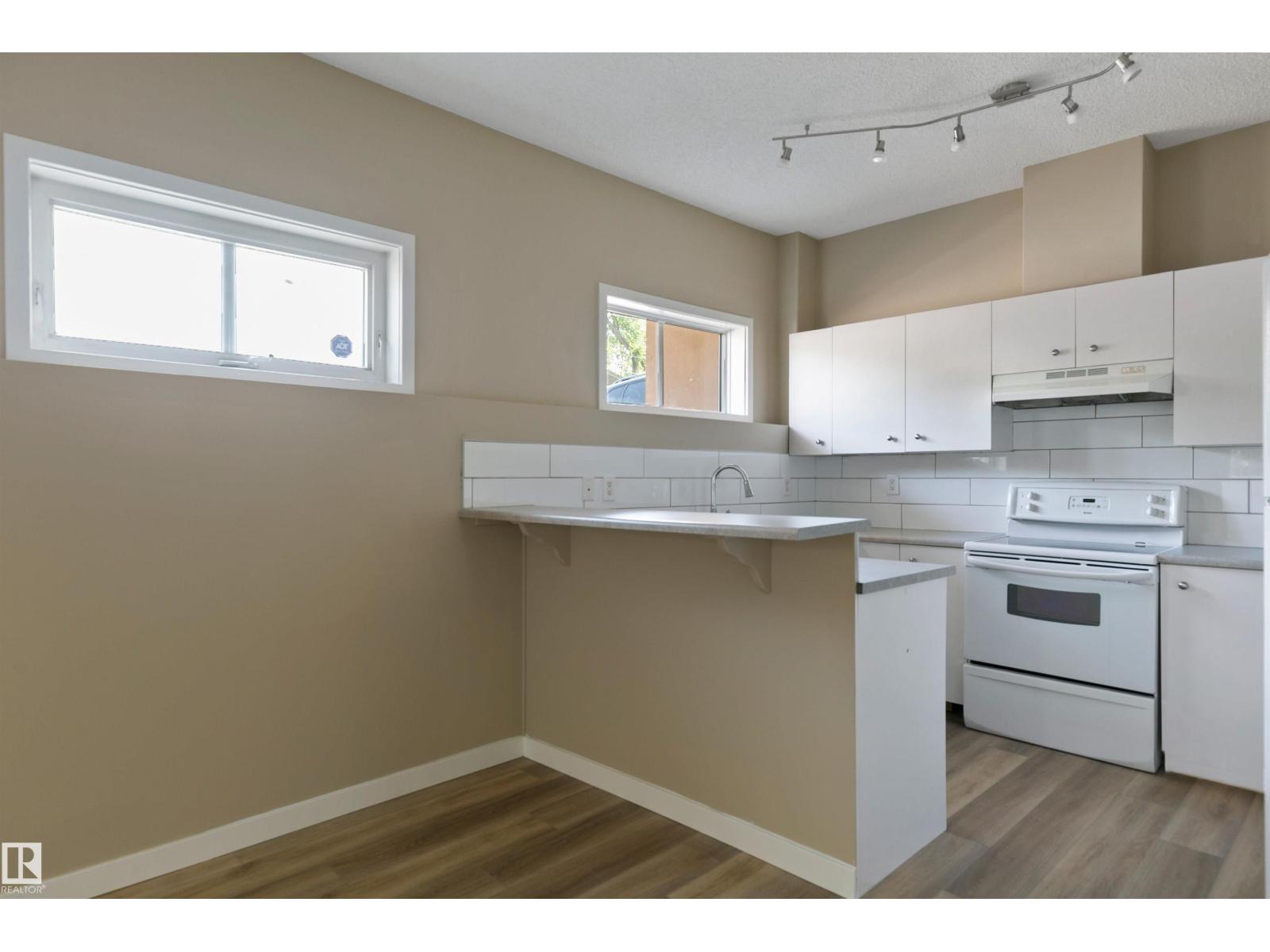 #104 10905 109 ST NW, Edmonton, Alberta