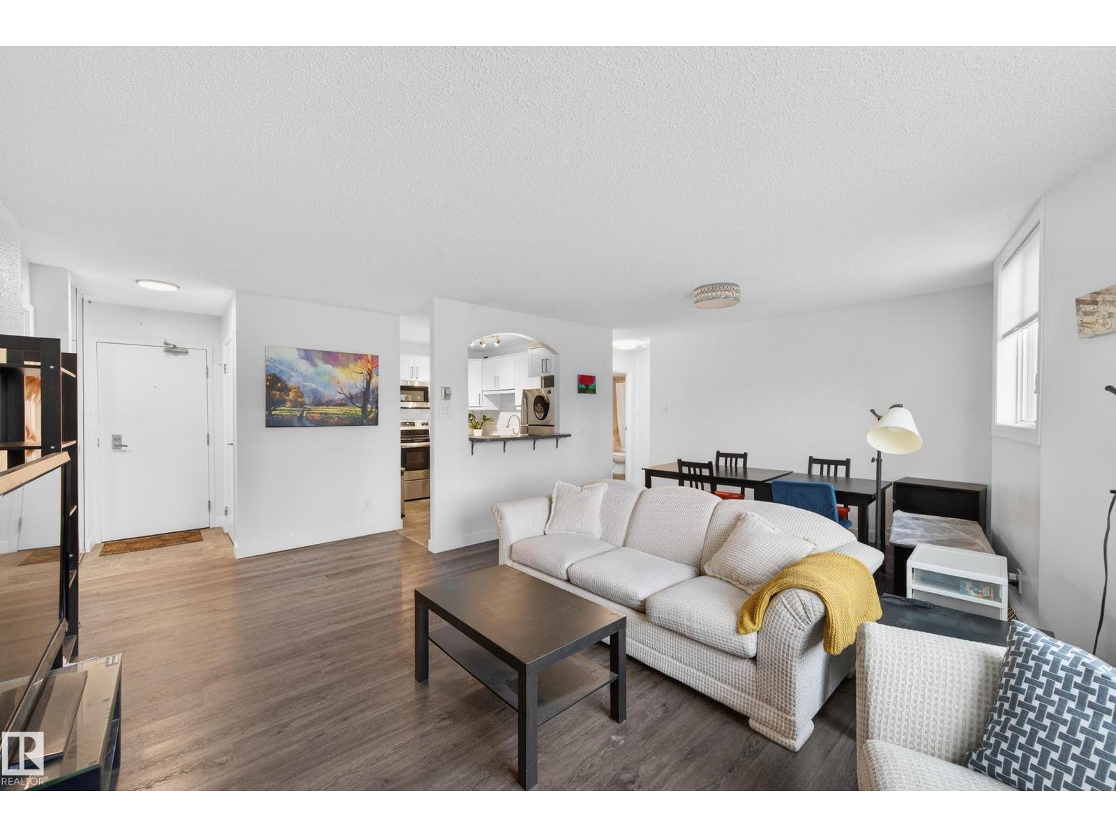 #602 9916 113 St Nw, Edmonton, Alberta  T5K 2N5 - Photo 4 - E4467838