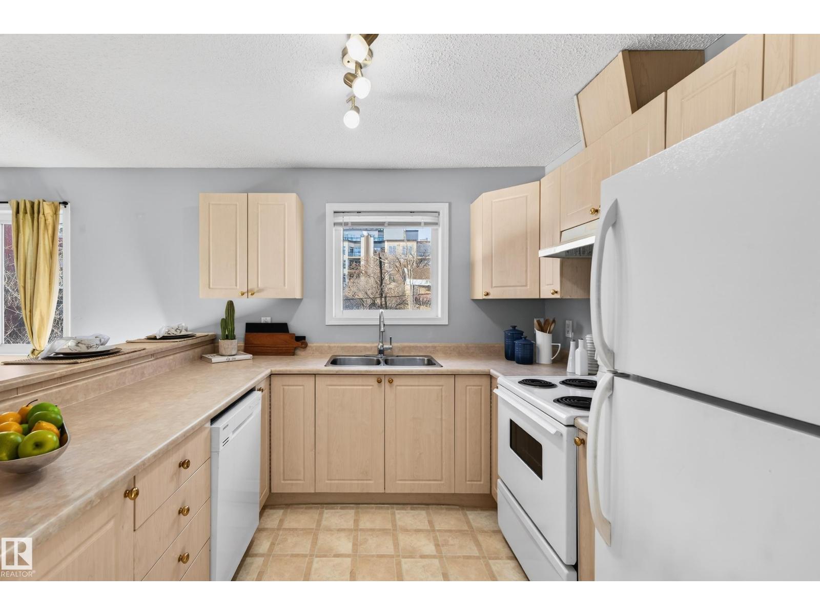 #418 10403 98 Av Nw, Edmonton, Alberta  T5K 2Y5 - Photo 4 - E4467381