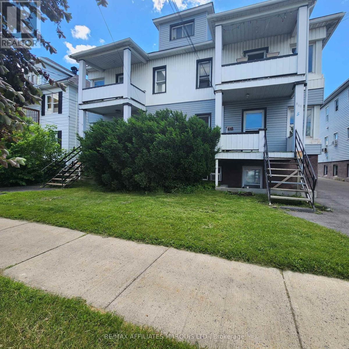 909 Second Street E, Cornwall, Ontario K6H 2A7 - Photo 1 - X12727772