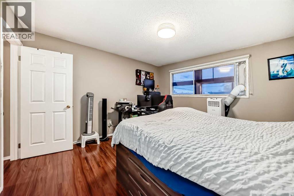 133 & 135 Huntford Close Ne, Calgary, Alberta  T2K 3Y7 - Photo 15 - A2261915