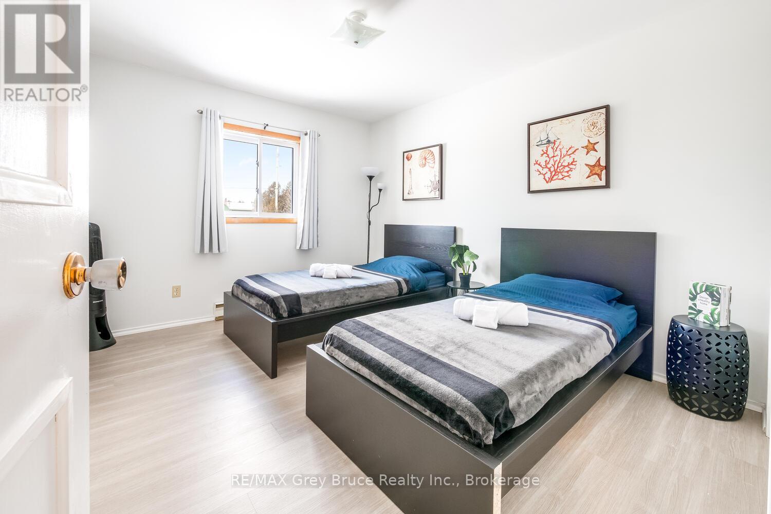 26 Maple Golf Crescent, Northern Bruce Peninsula, Ontario  N0H 2R0 - Photo 17 - X12727600