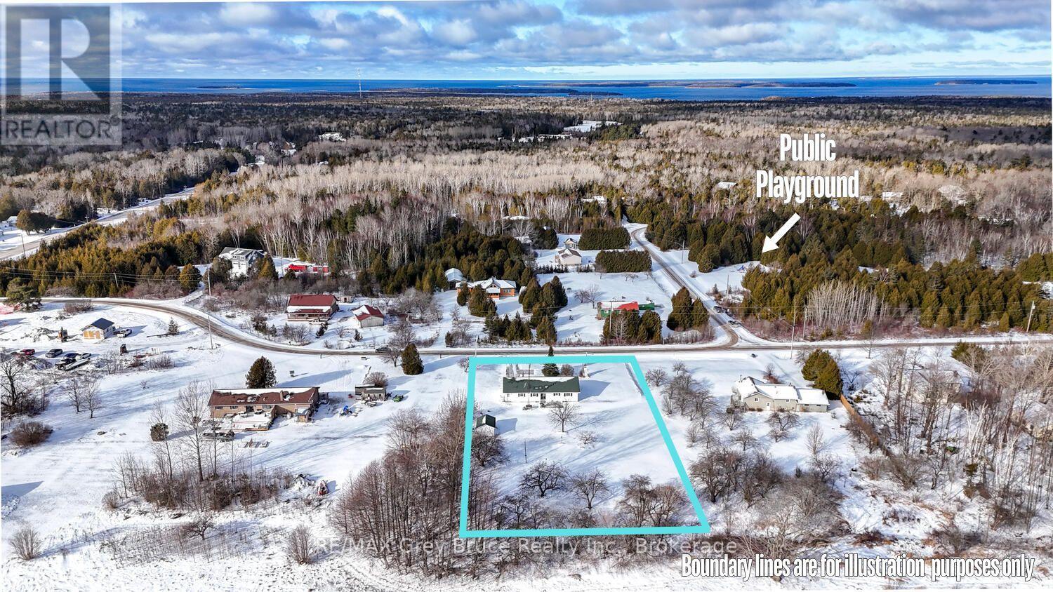 26 Maple Golf Crescent, Northern Bruce Peninsula, Ontario  N0H 2R0 - Photo 25 - X12727600