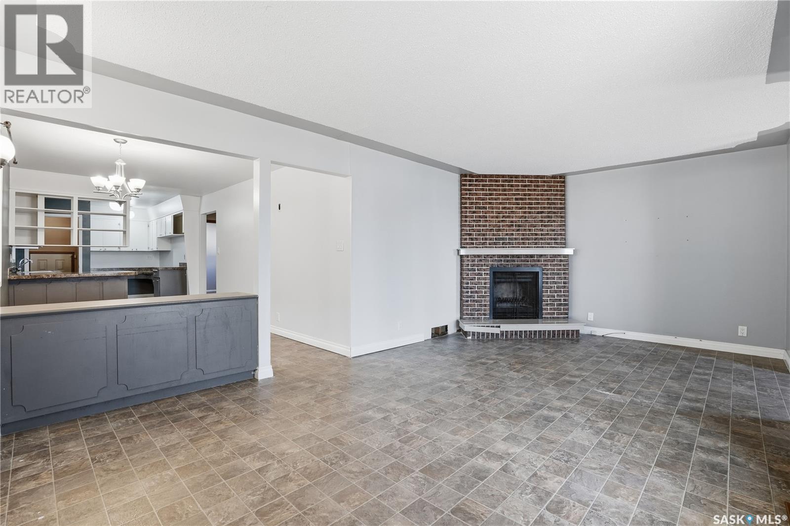 918 Garnet Street, Regina, Saskatchewan  S4T 2X5 - Photo 8 - SK027357