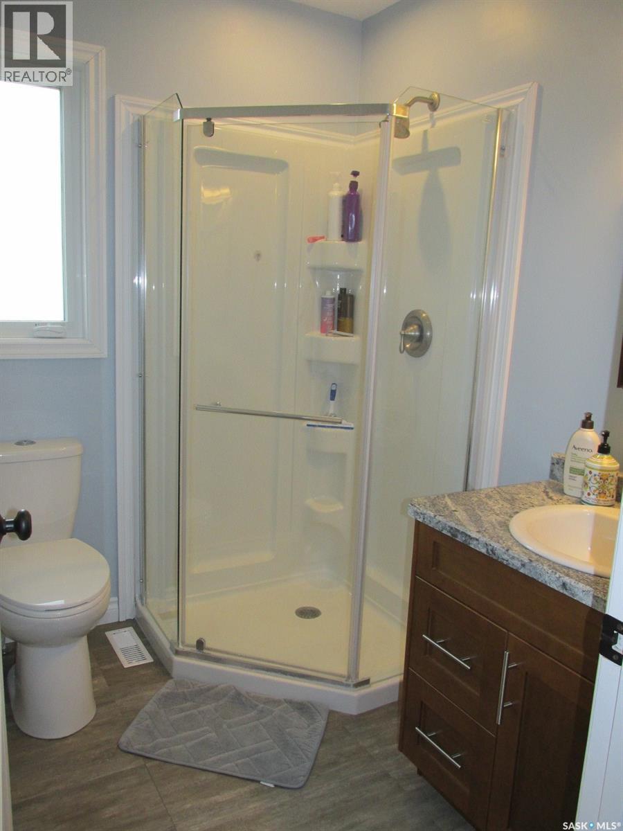 660 Park Road, Zenon Park, Saskatchewan  S0E 1W0 - Photo 19 - SK009503