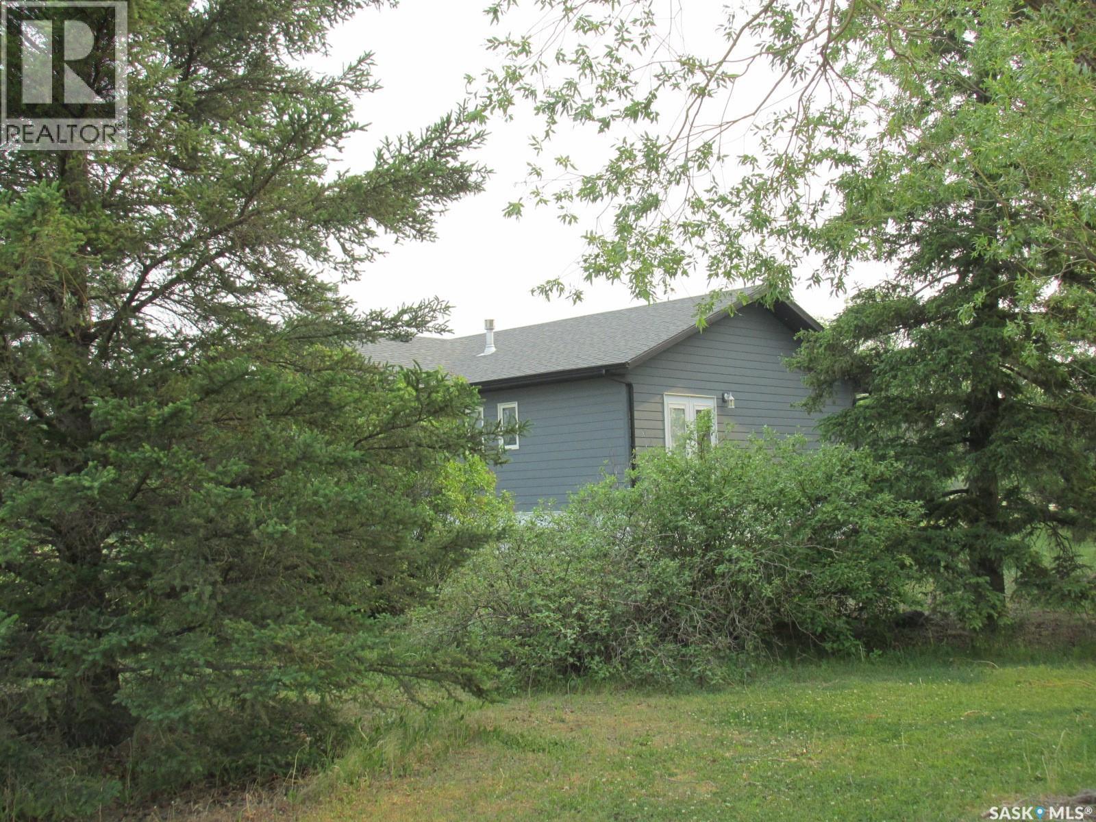 660 Park Road, Zenon Park, Saskatchewan  S0E 1W0 - Photo 3 - SK009503