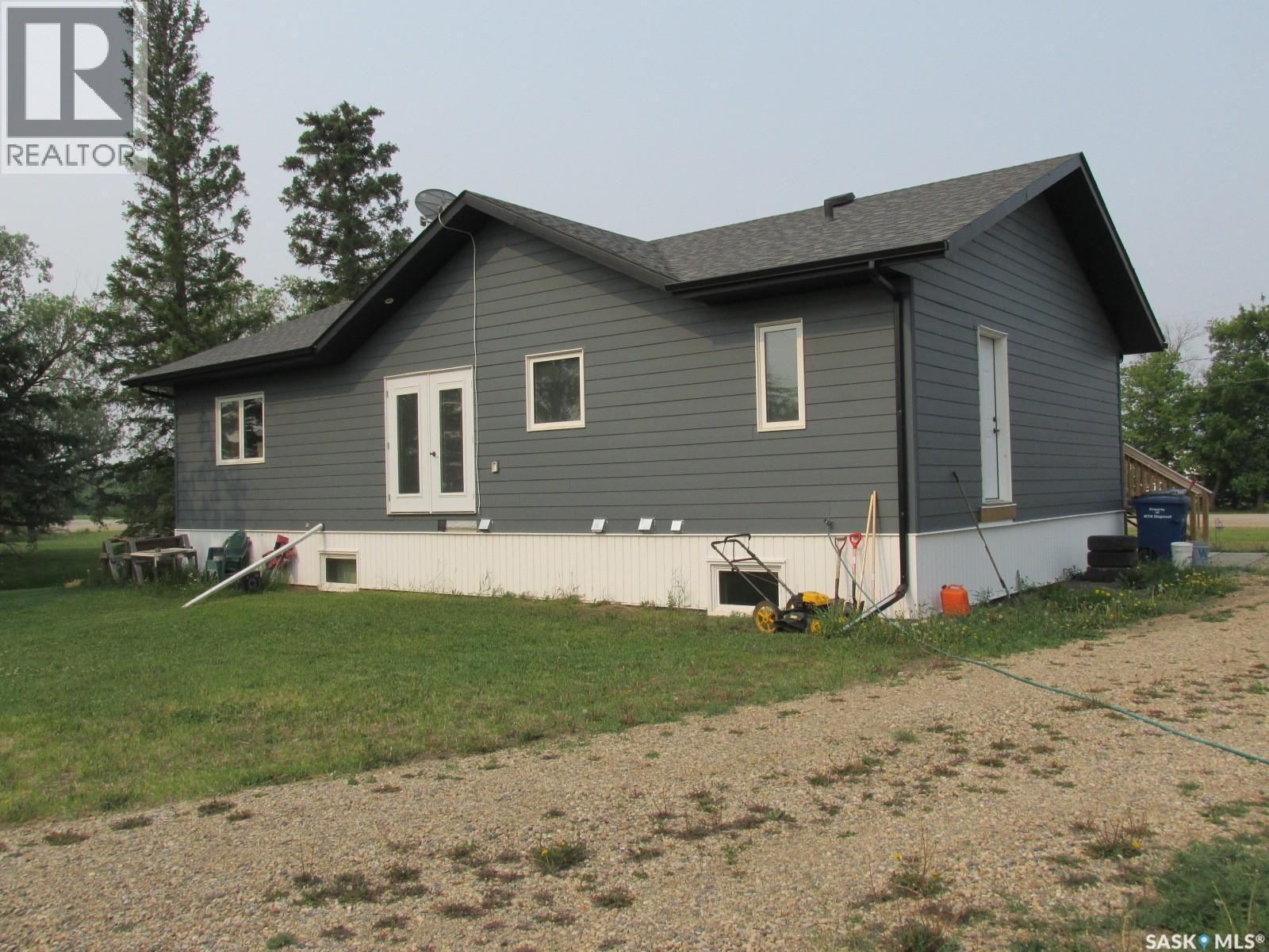 660 Park Road, Zenon Park, Saskatchewan  S0E 1W0 - Photo 39 - SK009503