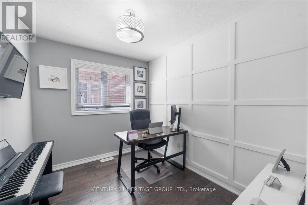 28 West Park Avenue, Bradford West Gwillimbury, Ontario  L3Z 0A8 - Photo 25 - N12727446