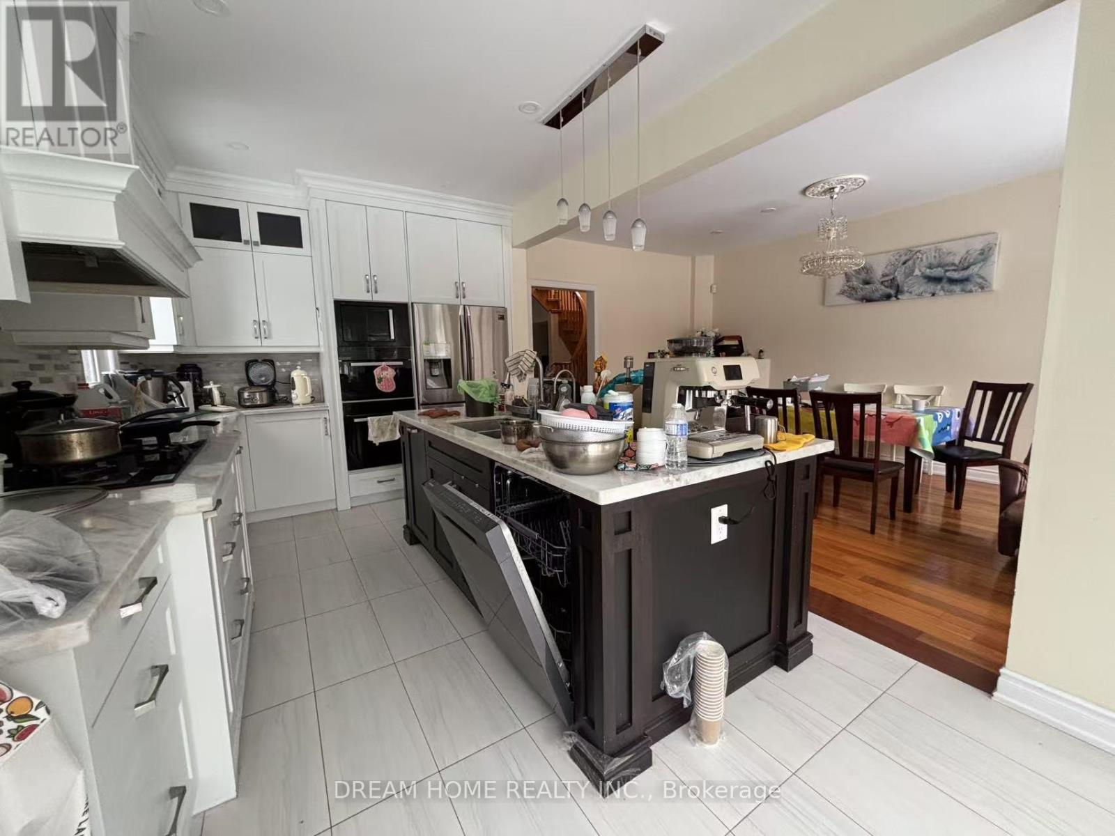 15 Grover Hill Avenue, Richmond Hill, Ontario  L4S 1S6 - Photo 12 - N12727778