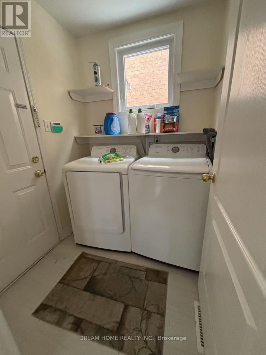 15 Grover Hill Avenue, Richmond Hill, Ontario  L4S 1S6 - Photo 13 - N12727778