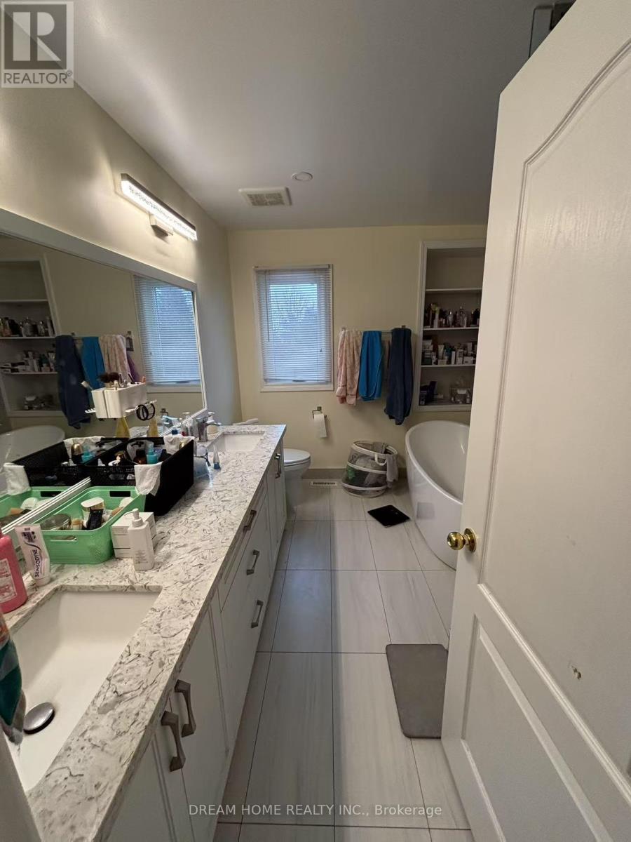 15 Grover Hill Avenue, Richmond Hill, Ontario  L4S 1S6 - Photo 17 - N12727778