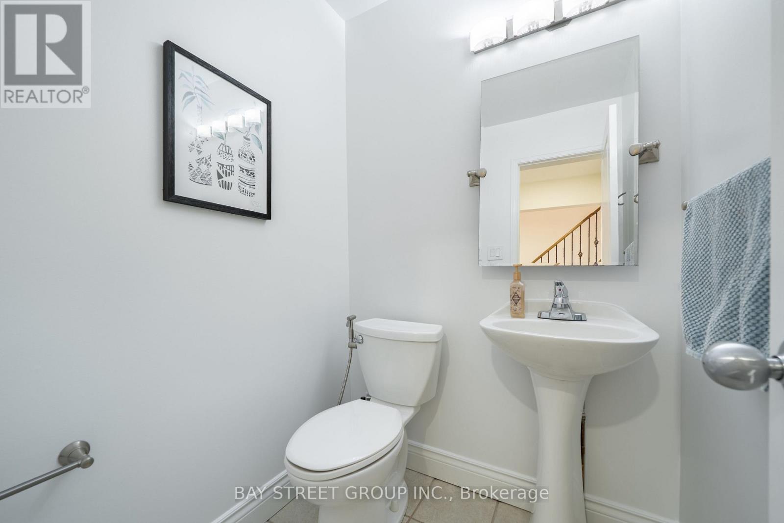 2398 Nichols Drive, Oakville, Ontario  L6H 6T1 - Photo 10 - W12727786