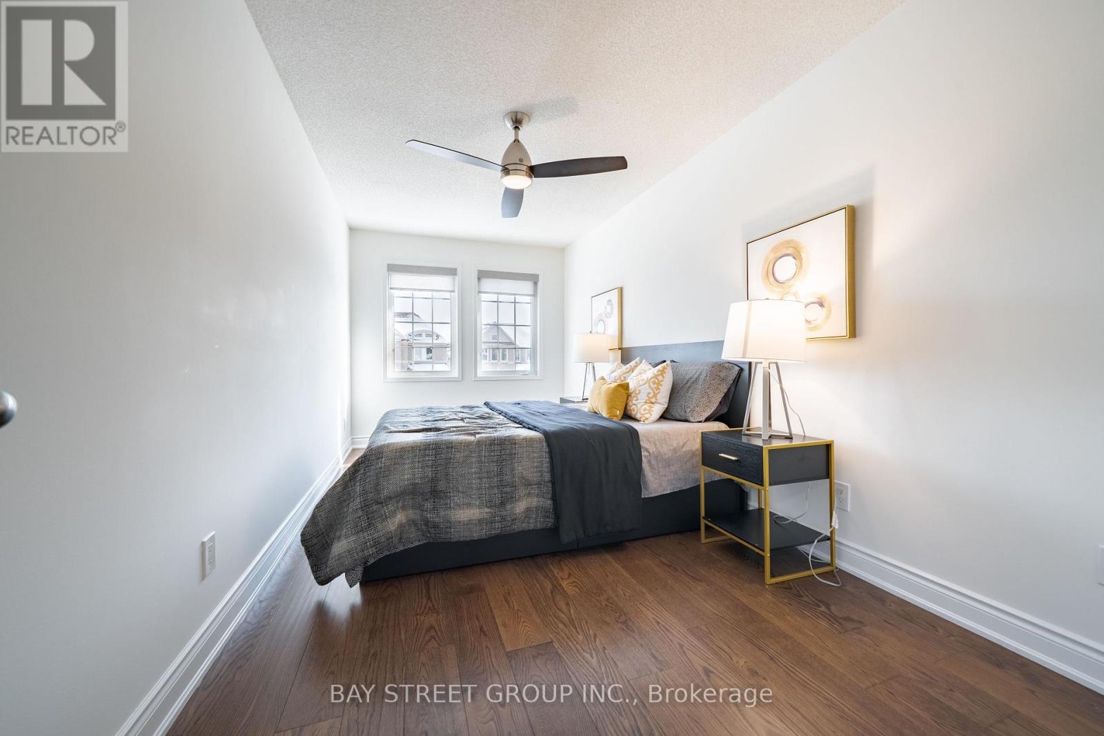 2398 Nichols Drive, Oakville, Ontario  L6H 6T1 - Photo 18 - W12727786