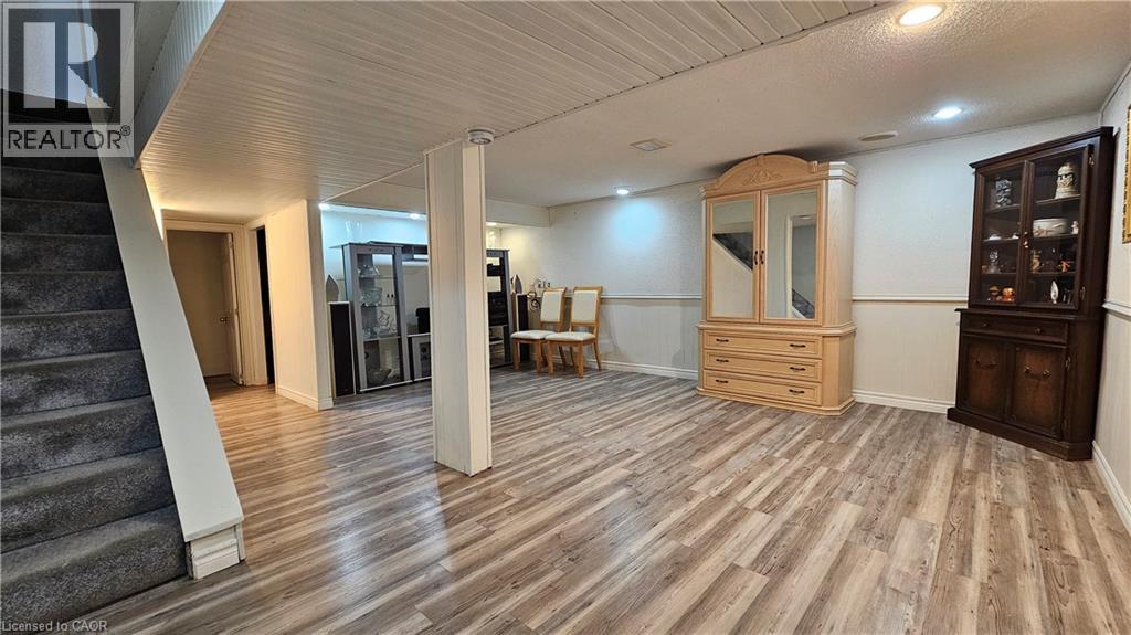 4 Flint Drive, Kitchener, Ontario  N2E 1A2 - Photo 20 - 40800699