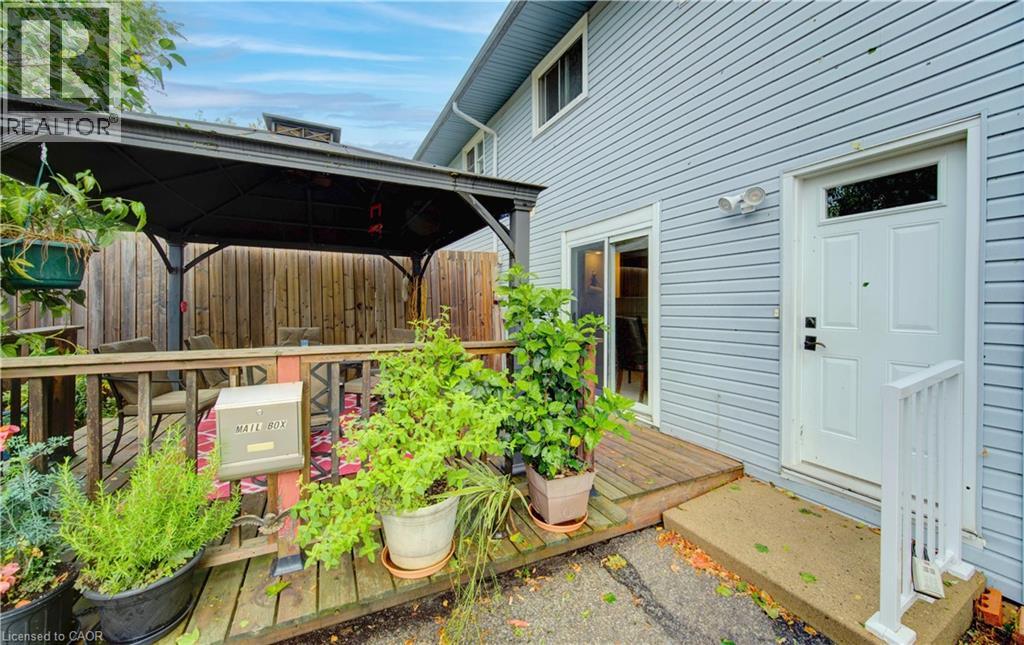 4 Flint Drive, Kitchener, Ontario  N2E 1A2 - Photo 30 - 40800699