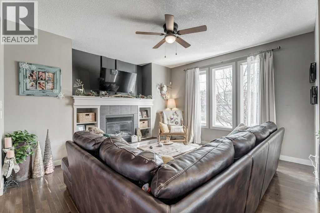 1326 Ravenswood Drive Se, Airdrie, Alberta  T4A 0P8 - Photo 4 - A2273647