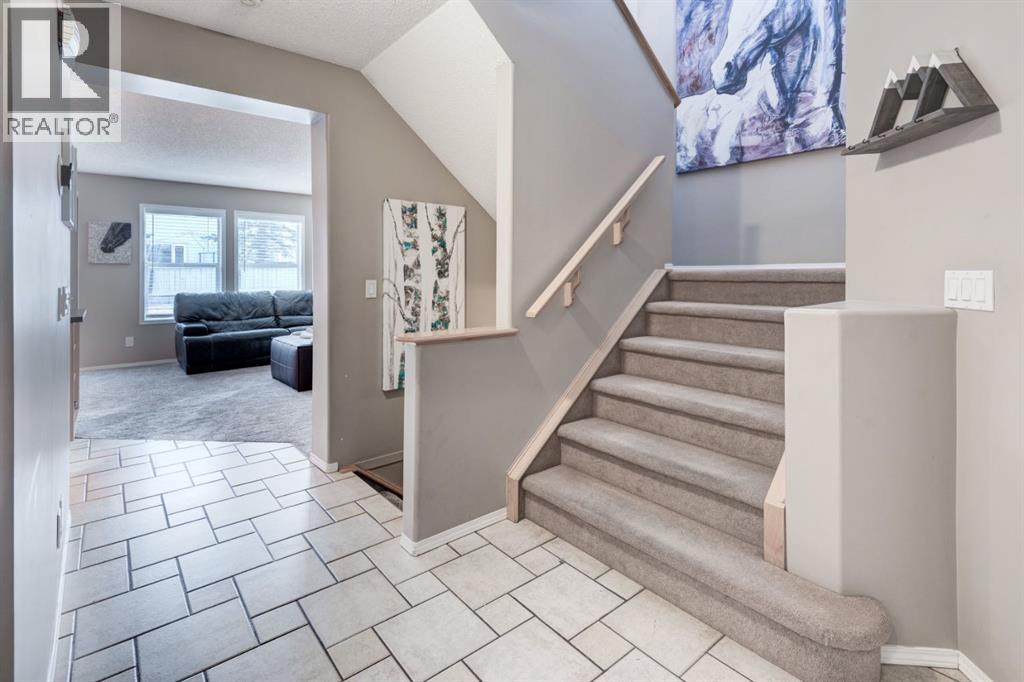 162 Somerside Crescent Sw, Calgary, Alberta  T2Y 4K7 - Photo 15 - A2281249