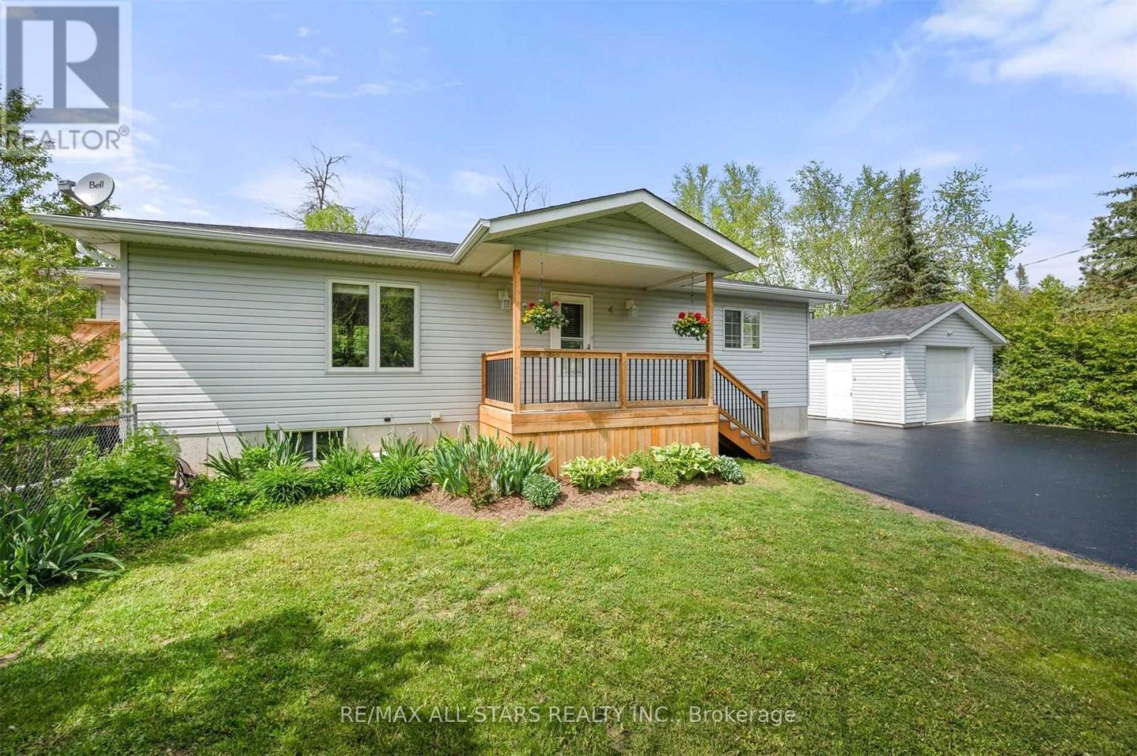 Bsmt - 4 Alice Avenue, Georgina, Ontario  L4P 2N8 - Photo 15 - N12609708