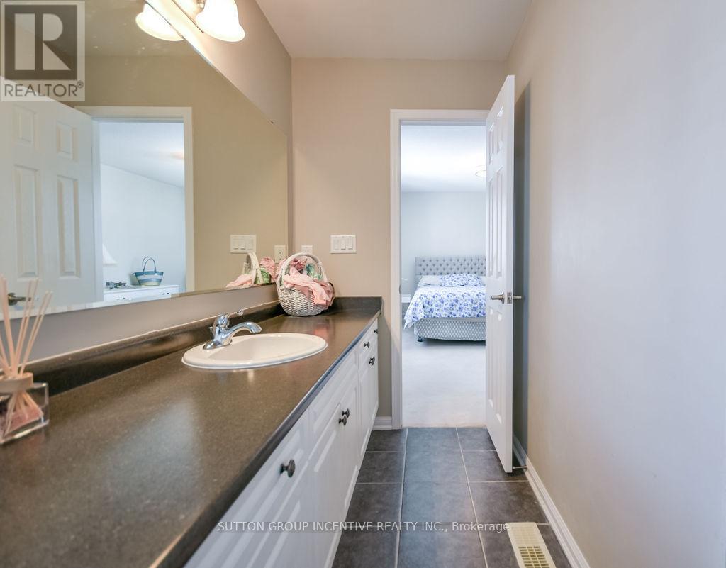 66 Ferris Lane, New Tecumseth, Ontario  L9R 0J3 - Photo 29 - N12720960