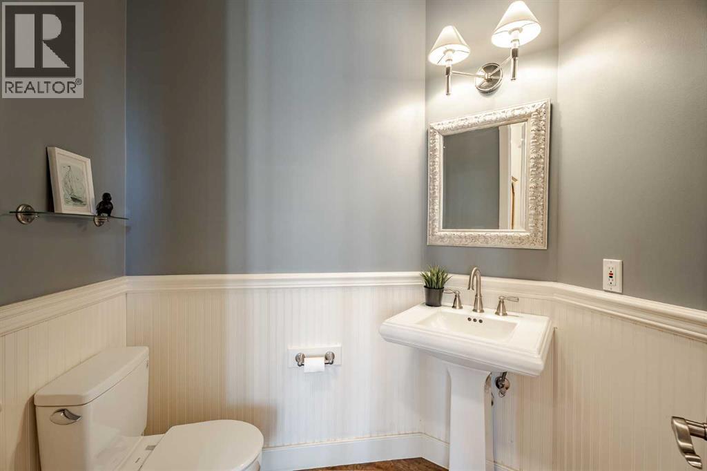 134 Discovery Ridge Boulevard Sw, Calgary, Alberta  T3H 4Y2 - Photo 14 - A2281361