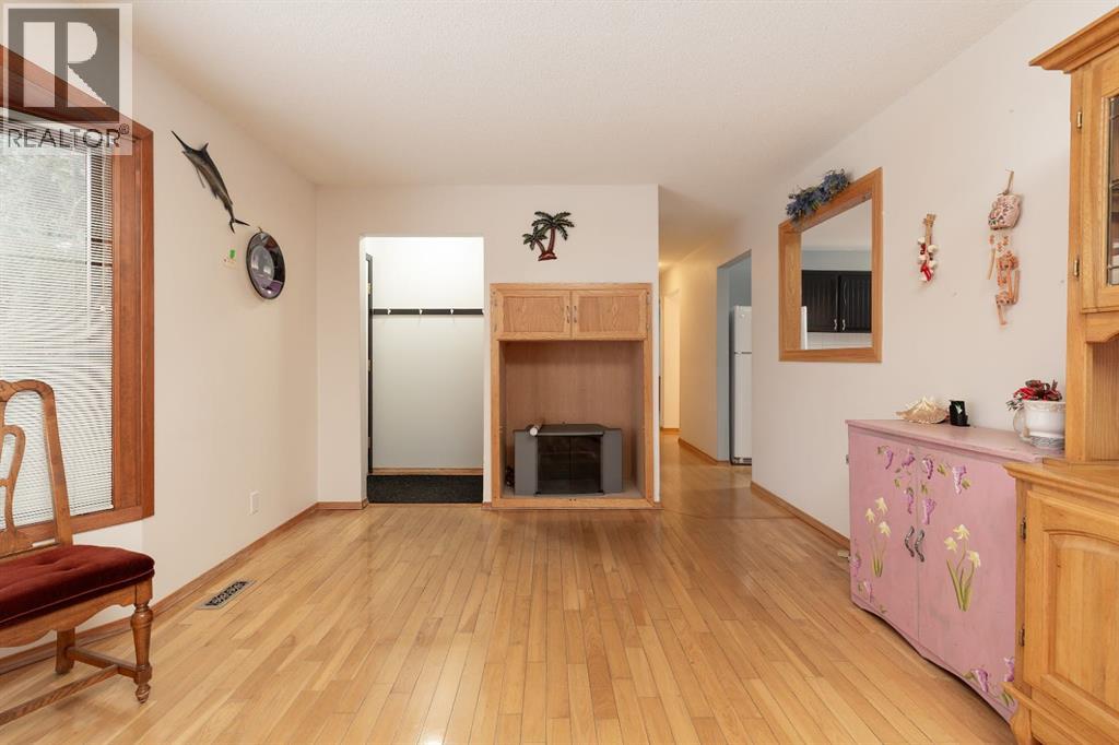 2609 11a Avenue N, Lethbridge, Alberta  T1H 1N9 - Photo 5 - A2274959