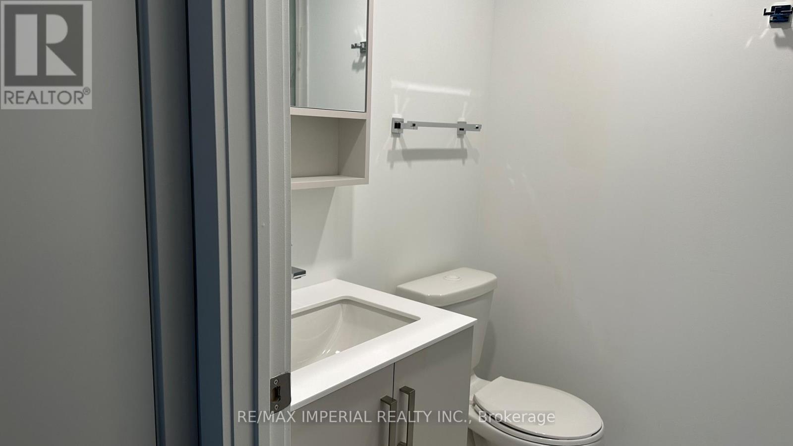 1210 - 88 Queen Street E, Toronto, Ontario  M5C 0B6 - Photo 10 - C12727794