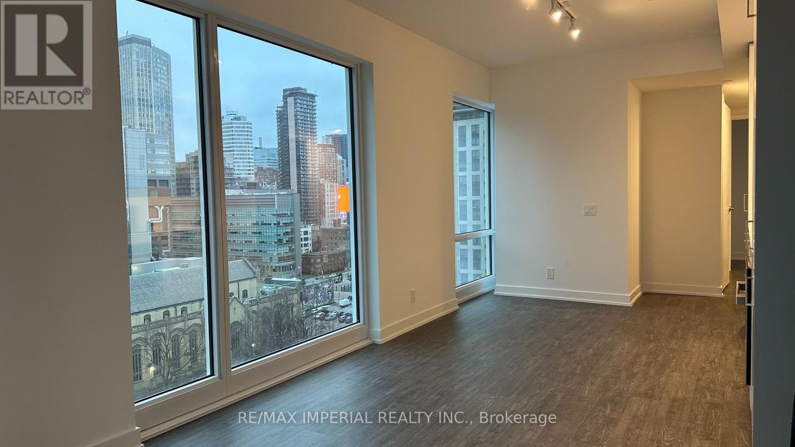 1210 - 88 Queen Street E, Toronto, Ontario  M5C 0B6 - Photo 3 - C12727794