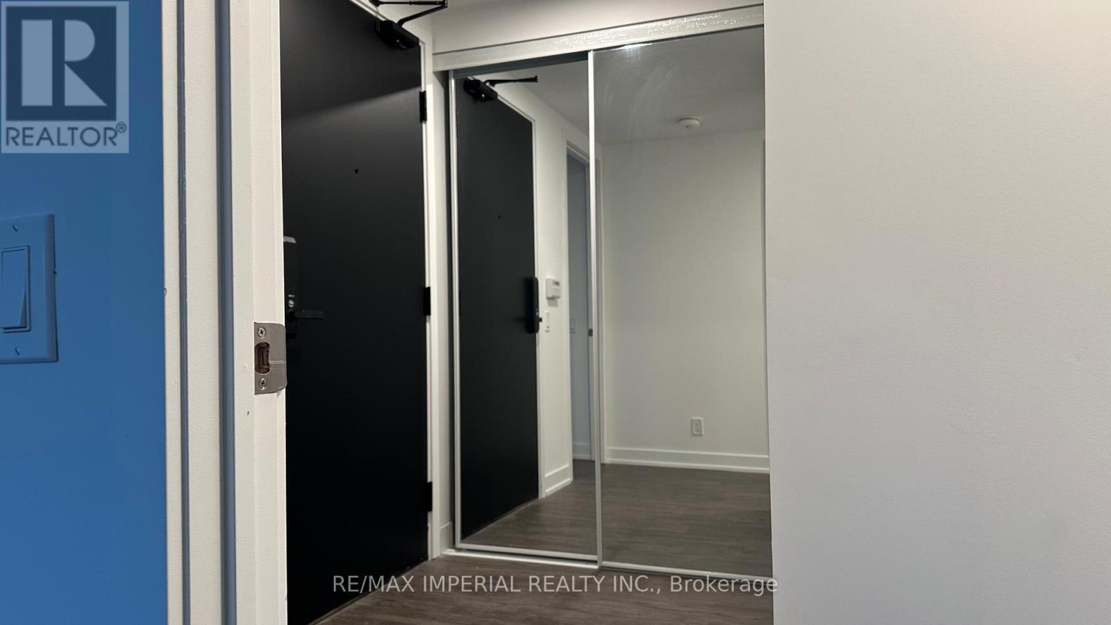 1210 - 88 Queen Street E, Toronto, Ontario  M5C 0B6 - Photo 8 - C12727794