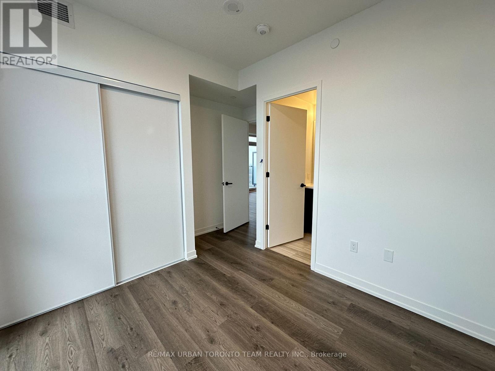 5106 - 8 Interchange Way, Vaughan, Ontario  L4K 5Z7 - Photo 8 - N12727790