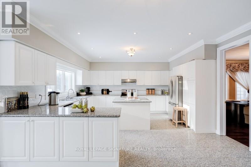 140 Boake Trail, Richmond Hill, Ontario  L4B 3V8 - Photo 10 - N12727812