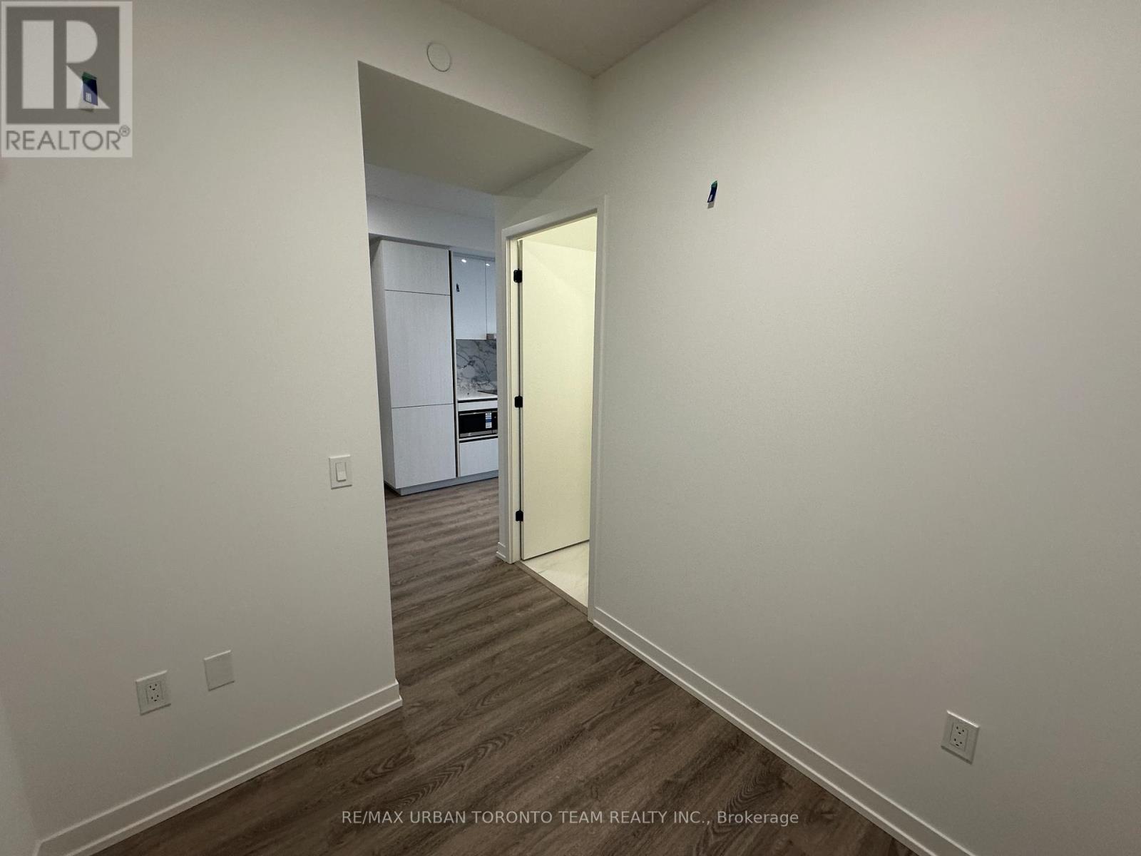 5107 - 8 Interchange Way, Vaughan, Ontario  L4K 5Z7 - Photo 8 - N12727814