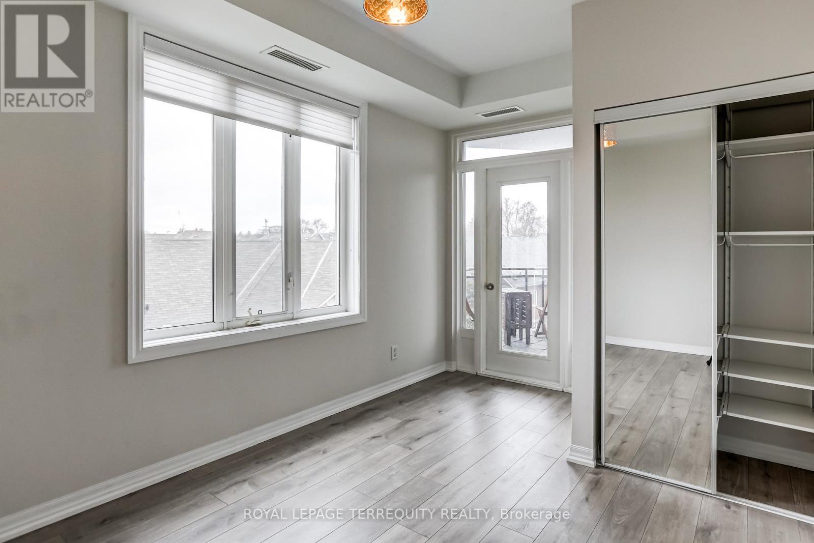 422 - 245 Dalesford Road, Toronto, Ontario  M8Y 4H7 - Photo 19 - W12727804