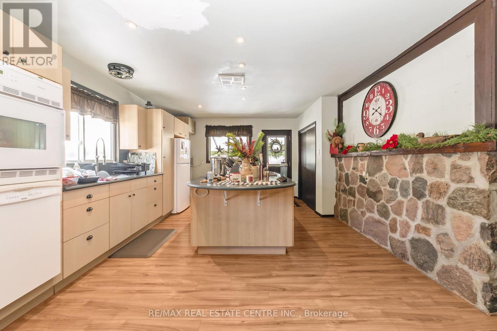 4314 Victoria Road S, Puslinch, Ontario  N0B 2J0 - Photo 14 - X12727808