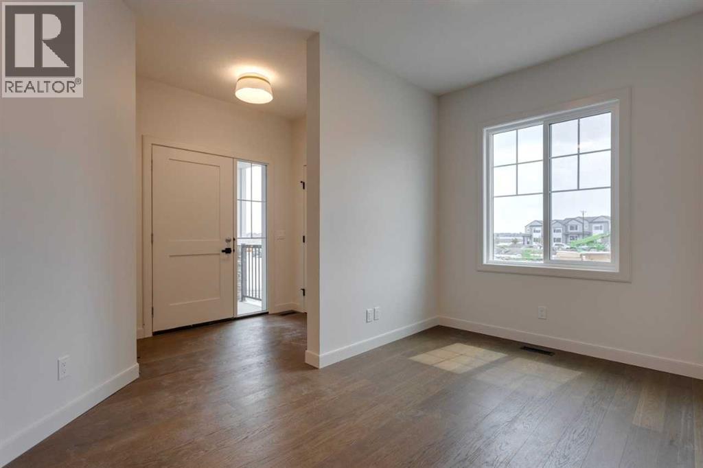 21 Bayview Mews Sw, Airdrie, Alberta  T4B 4G2 - Photo 8 - A2243336