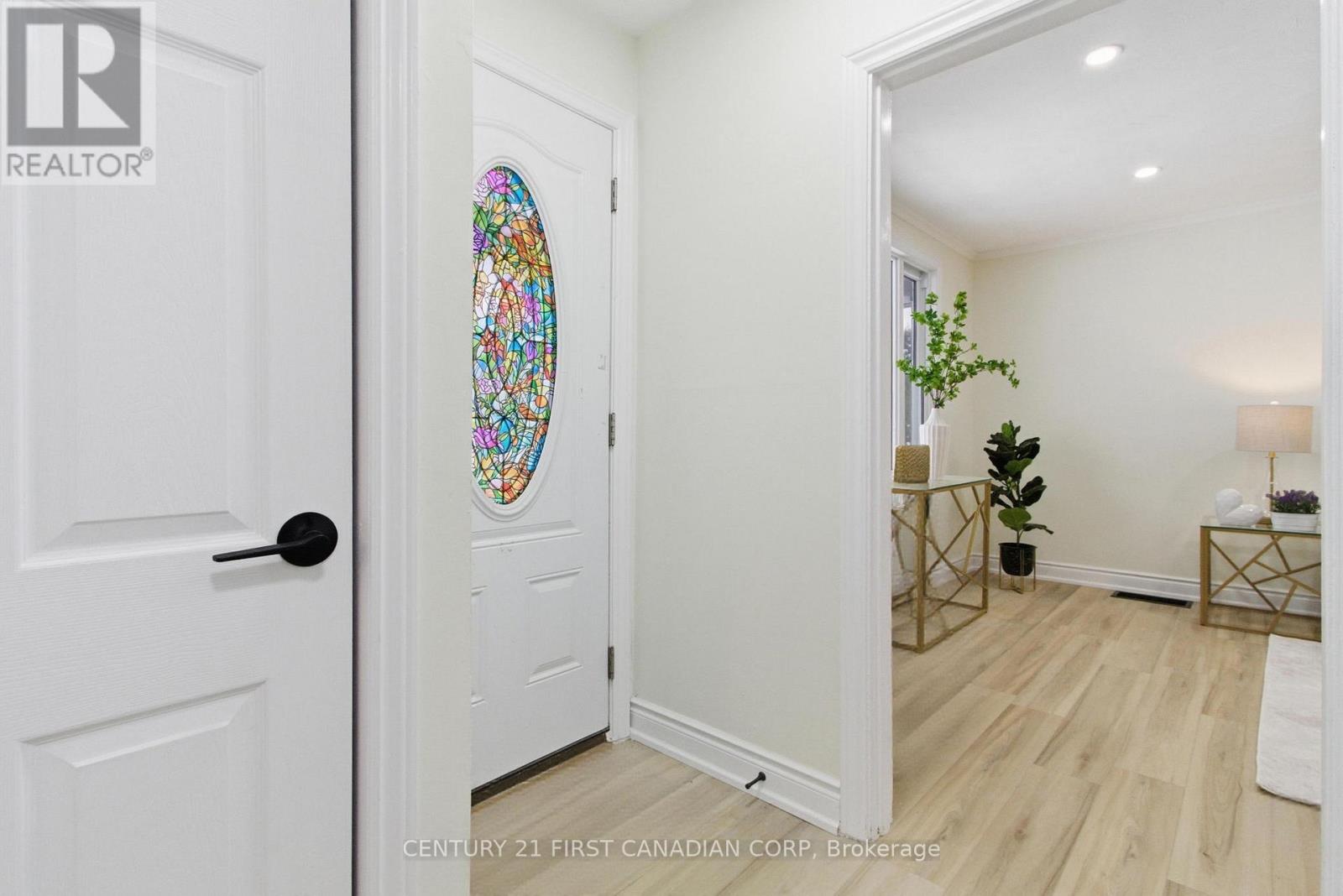 59 Cliftonvale Avenue, London South, Ontario  N6J 1J7 - Photo 5 - X12727818