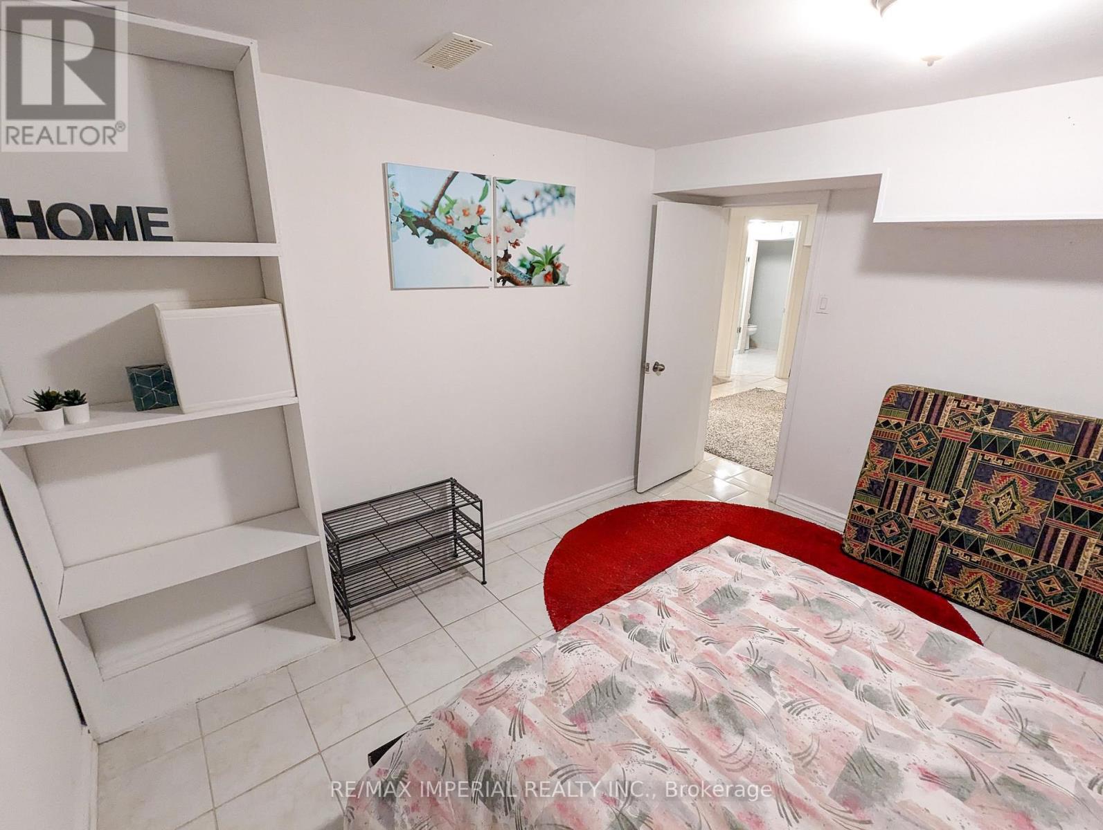 Bsmt - 329 Homewood Avenue, Toronto, Ontario  M2R 2N7 - Photo 4 - C12727816