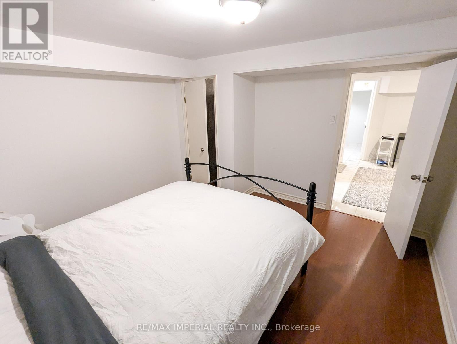 Bsmt - 329 Homewood Avenue, Toronto, Ontario  M2R 2N7 - Photo 5 - C12727816