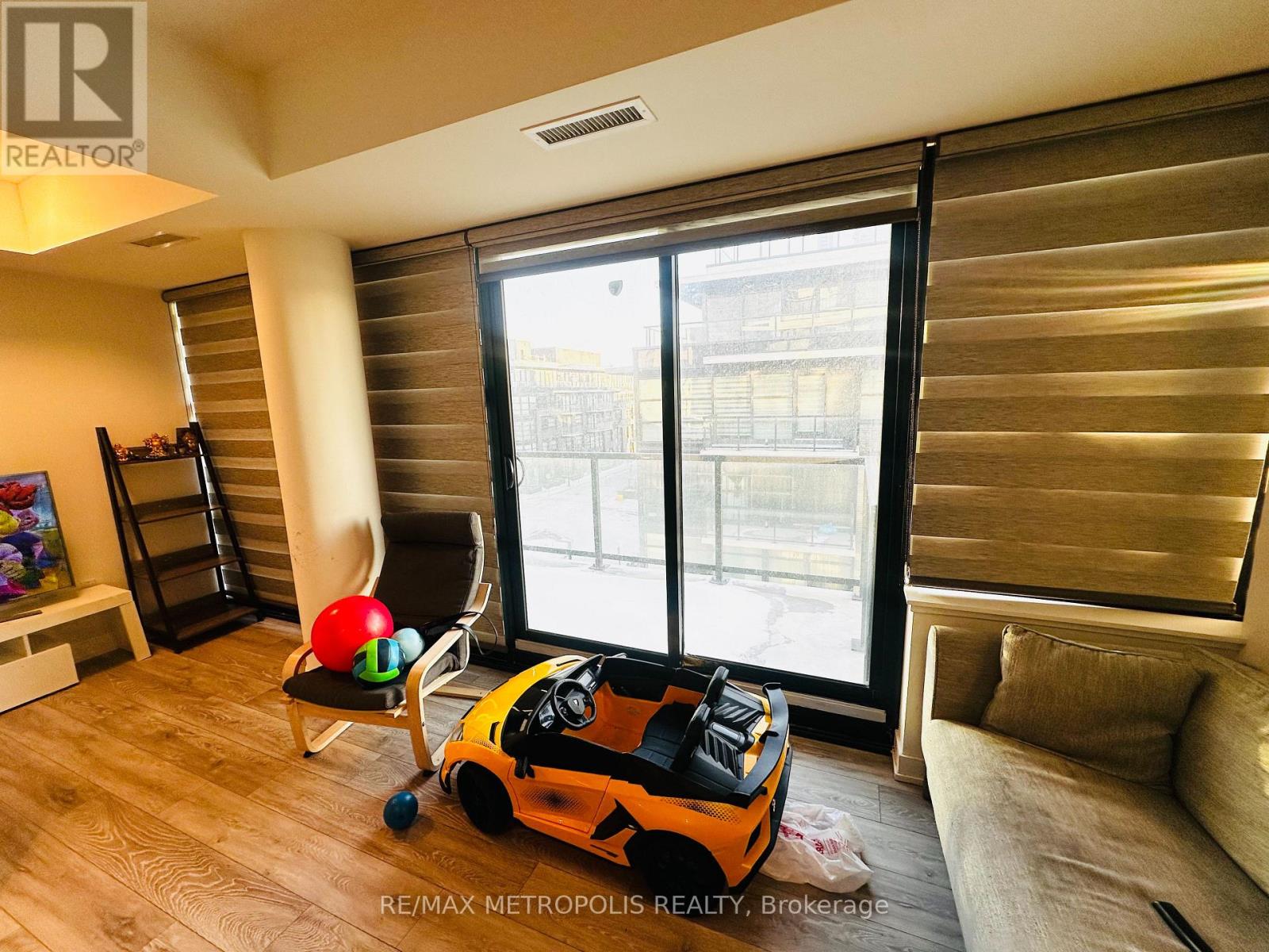 450 F - 1608 Charles Street, Whitby, Ontario  L1N 1B9 - Photo 10 - E12727834