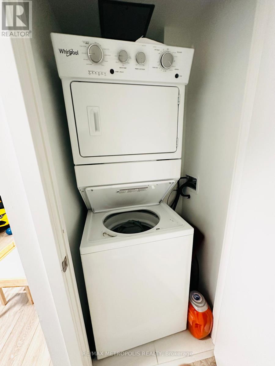 450 F - 1608 Charles Street, Whitby, Ontario  L1N 1B9 - Photo 5 - E12727834