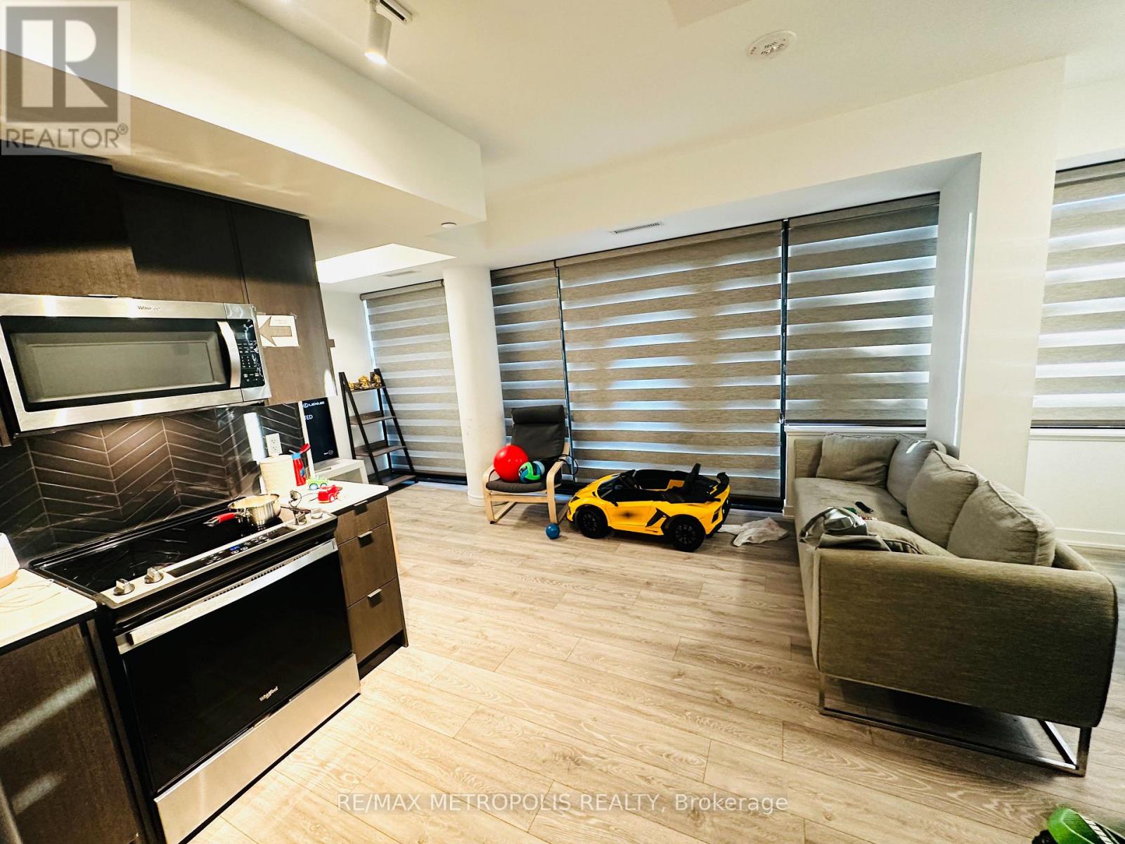 450 F - 1608 Charles Street, Whitby, Ontario  L1N 1B9 - Photo 6 - E12727834