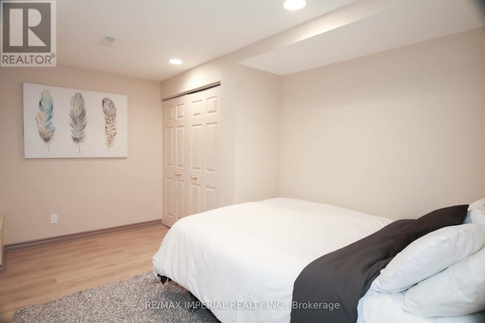 249 Thornway Avenue, Vaughan, Ontario  L4J 7X8 - Photo 7 - N12727826