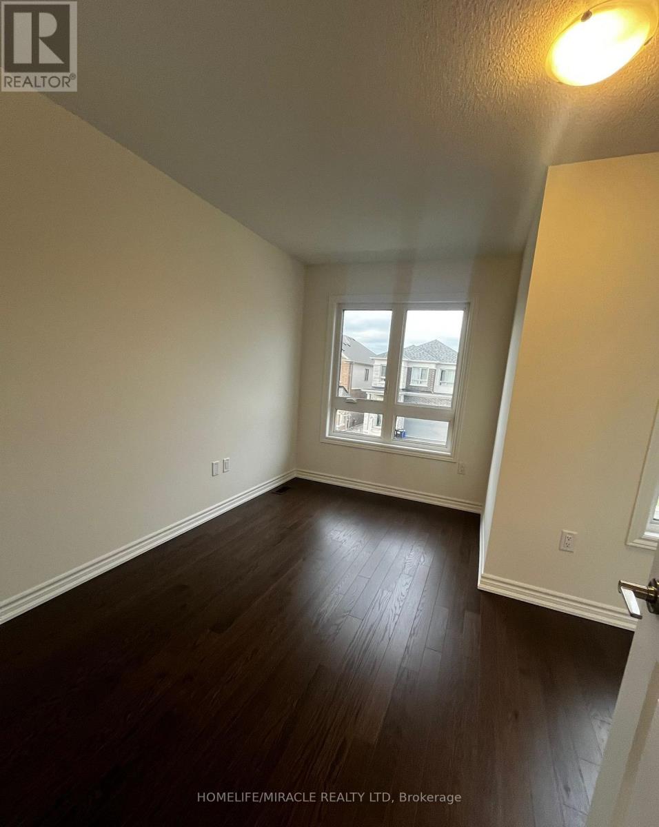 24 Phoenix Boulevard, Barrie, Ontario  L9J 0P6 - Photo 23 - S12727838