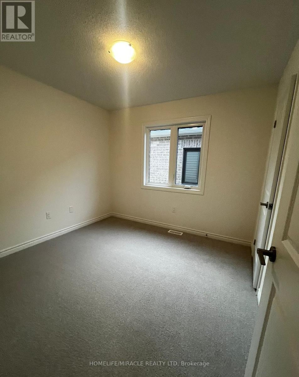 24 Phoenix Boulevard, Barrie, Ontario  L9J 0P6 - Photo 24 - S12727838