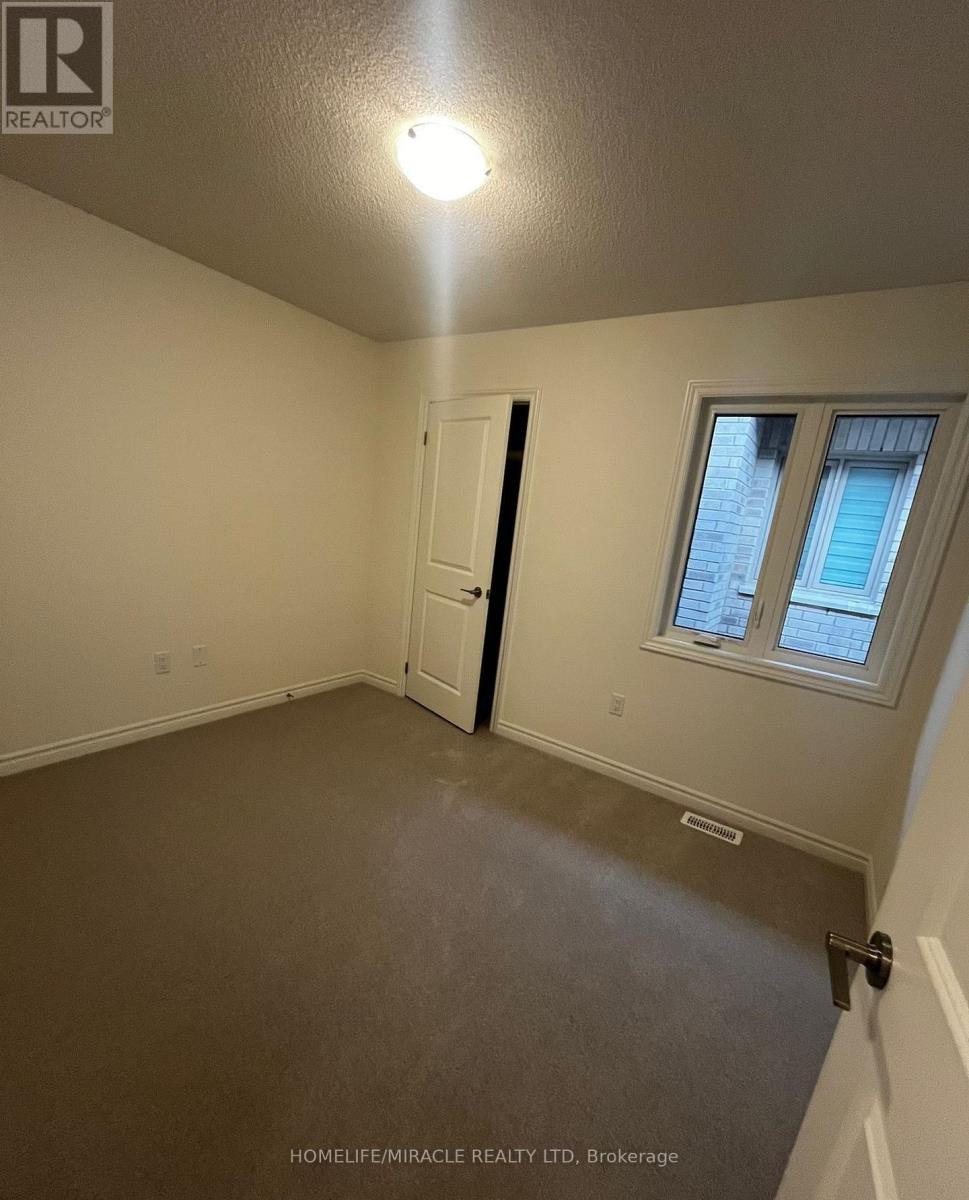 24 Phoenix Boulevard, Barrie, Ontario  L9J 0P6 - Photo 25 - S12727838