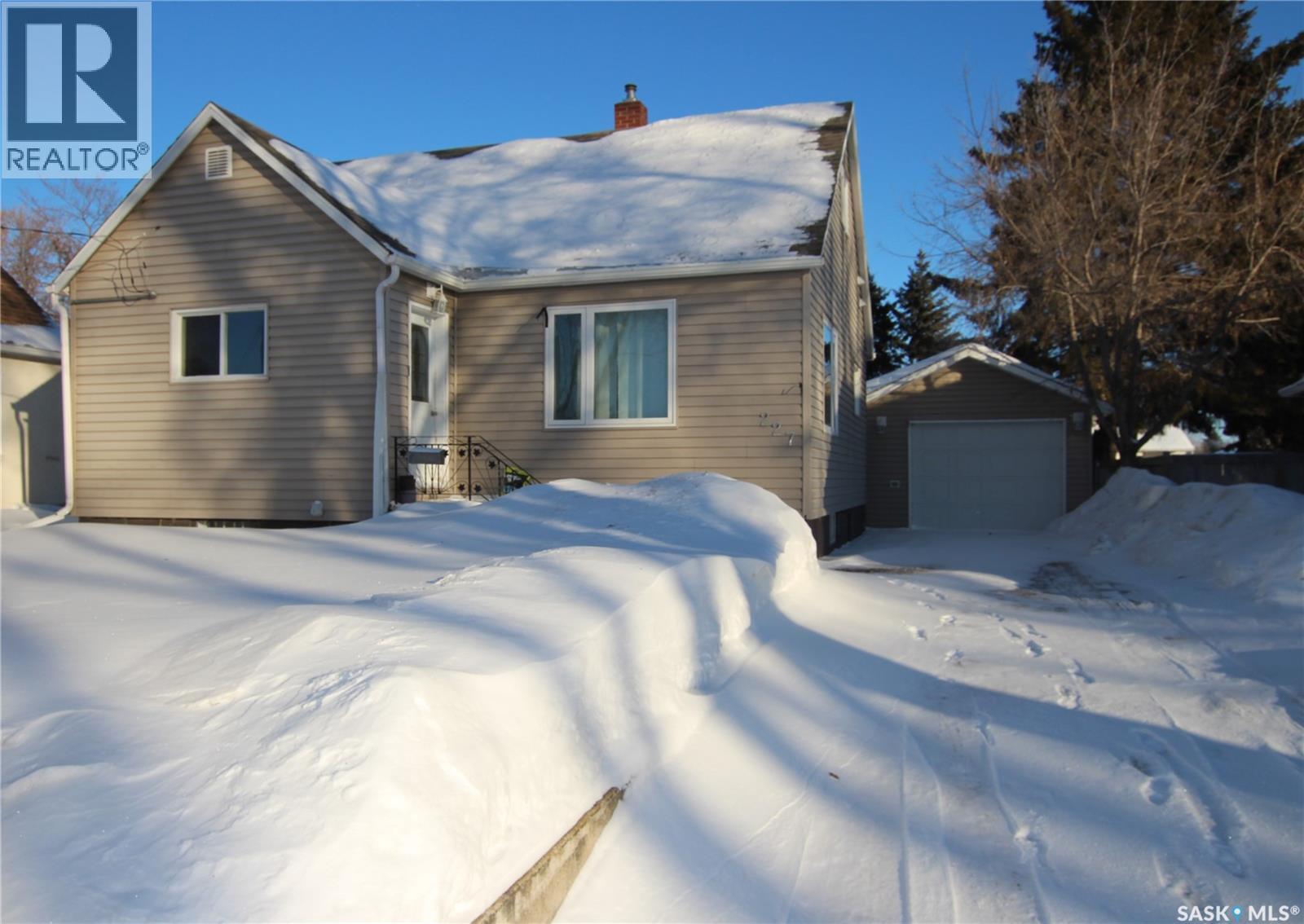 227 Maple AVENUE, Yorkton, Saskatchewan