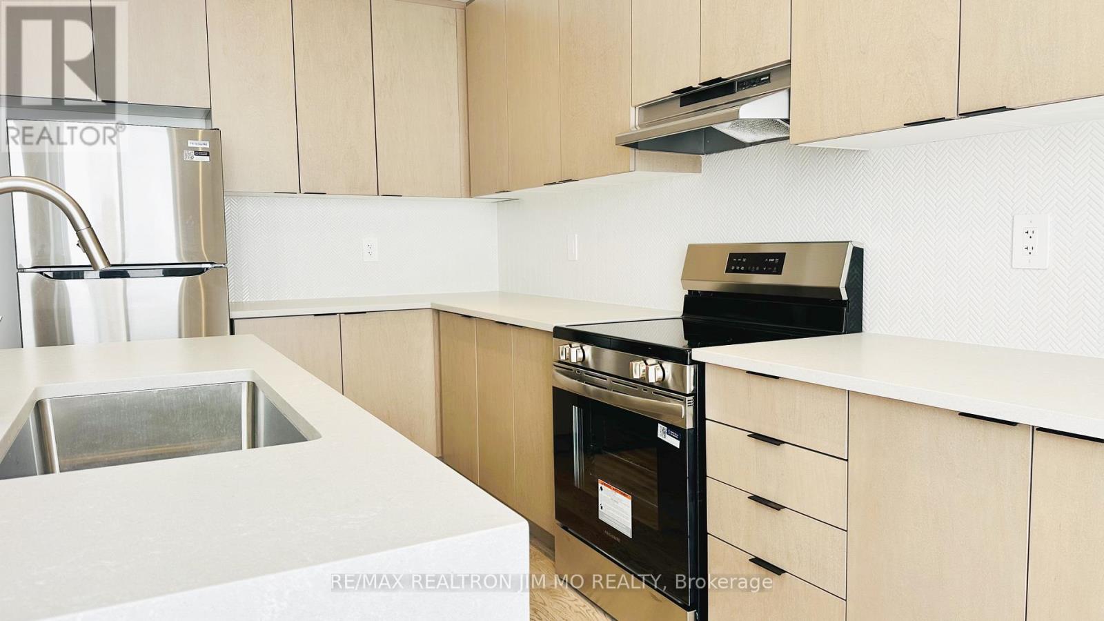 123 Leslie Richards Street, Markham, Ontario  L6C 3S9 - Photo 9 - N12719820