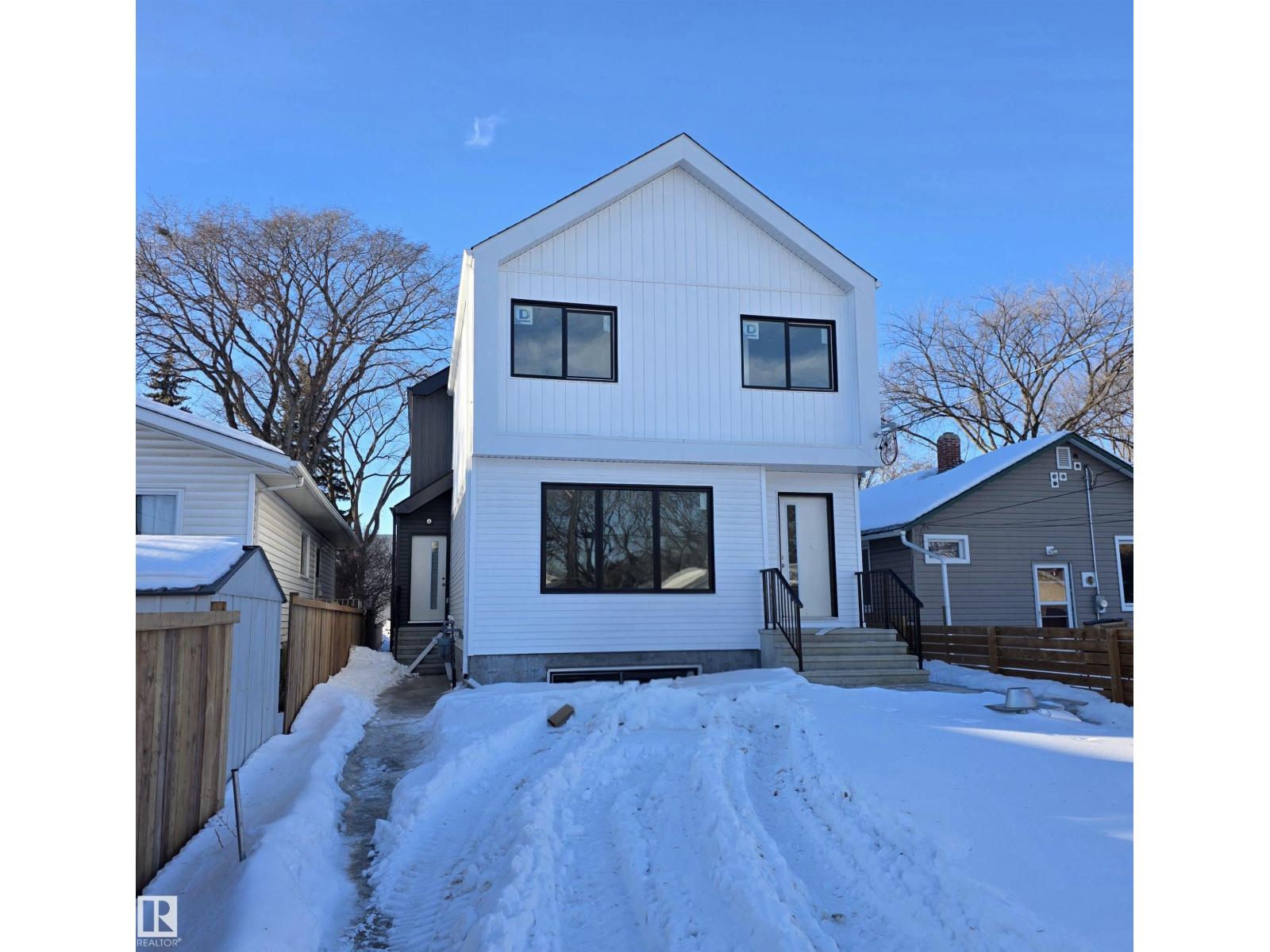 #2 12921 118 St Nw, Edmonton, Alberta  T5E 5L1 - Photo 2 - E4471036