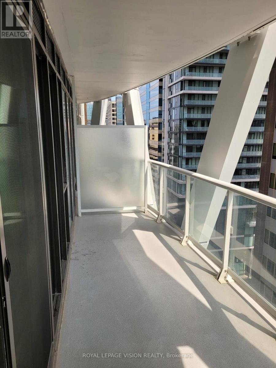 1125 - 230 Simcoe Street, Toronto, Ontario  M5T 0G7 - Photo 5 - C12727158