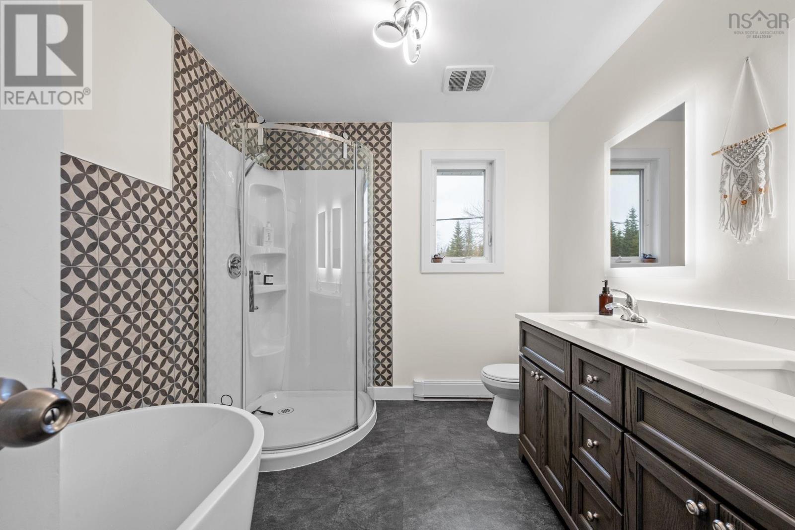 160 Dyke Road, Cow Bay, Nova Scotia  B3G 1K2 - Photo 21 - 202601222