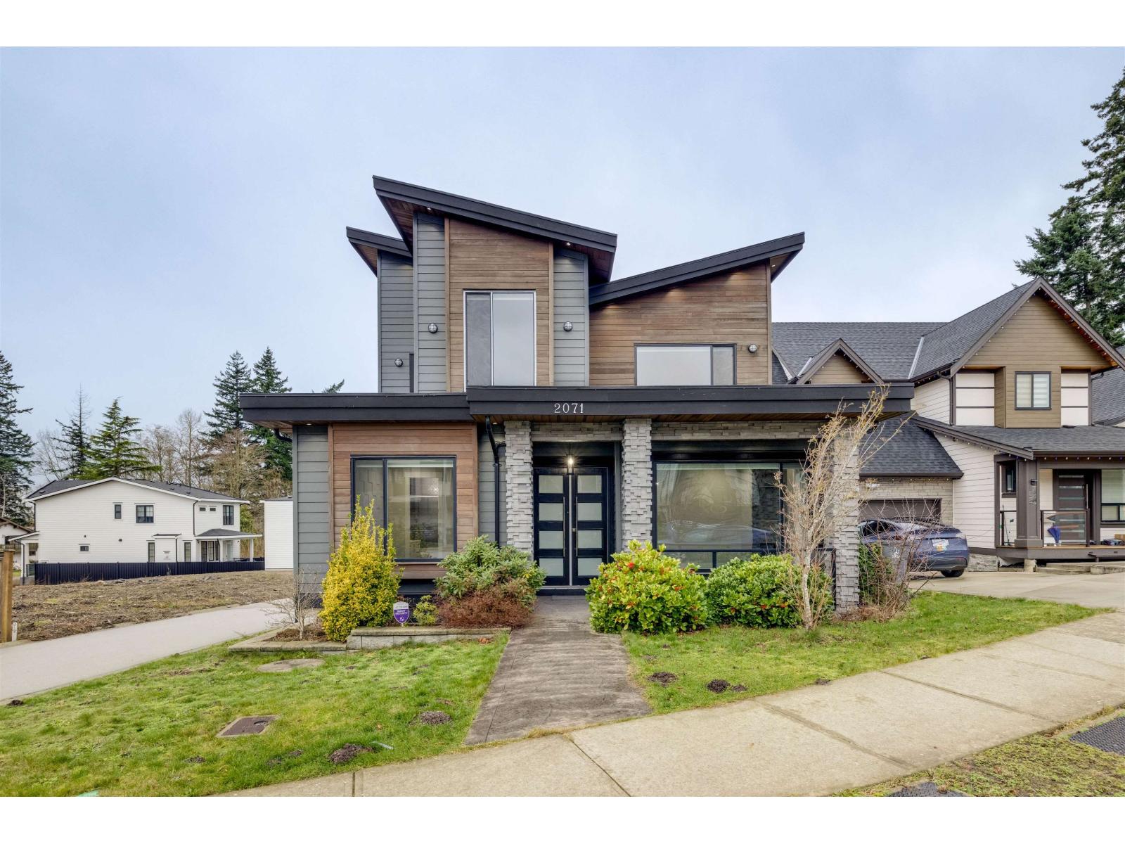 2071 165 STREET, Surrey, British Columbia